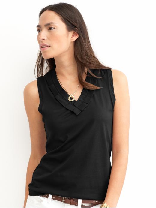 Banana Republic Sleeveless pleated v-neck