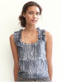 Ruffled waves top