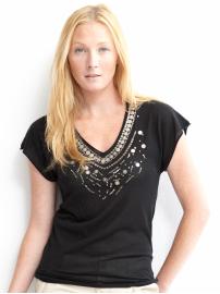 Heritage embellished v-neck pullover