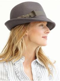 Bow fedora