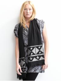 Embellished pyramids wrap