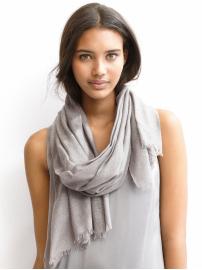 Wool shimmer scarf