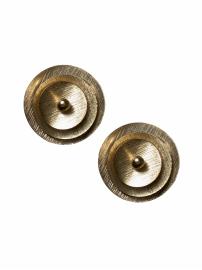 Dainty plate stud