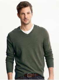 Merino v-neck sweater