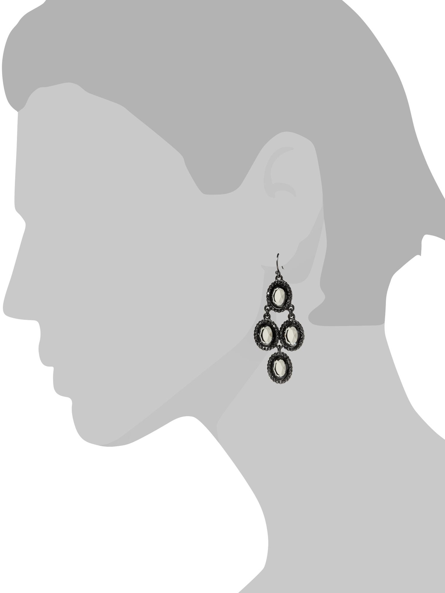 Lace chandelier earring