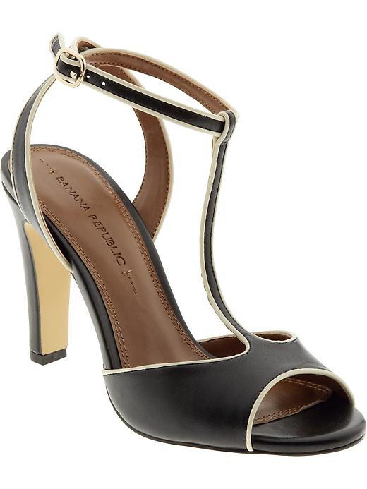 Banana Republic Paula T Strap Sandal