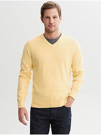 Cotton v-neck pullover