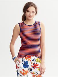 Piped Horizontal-Stripe Tank