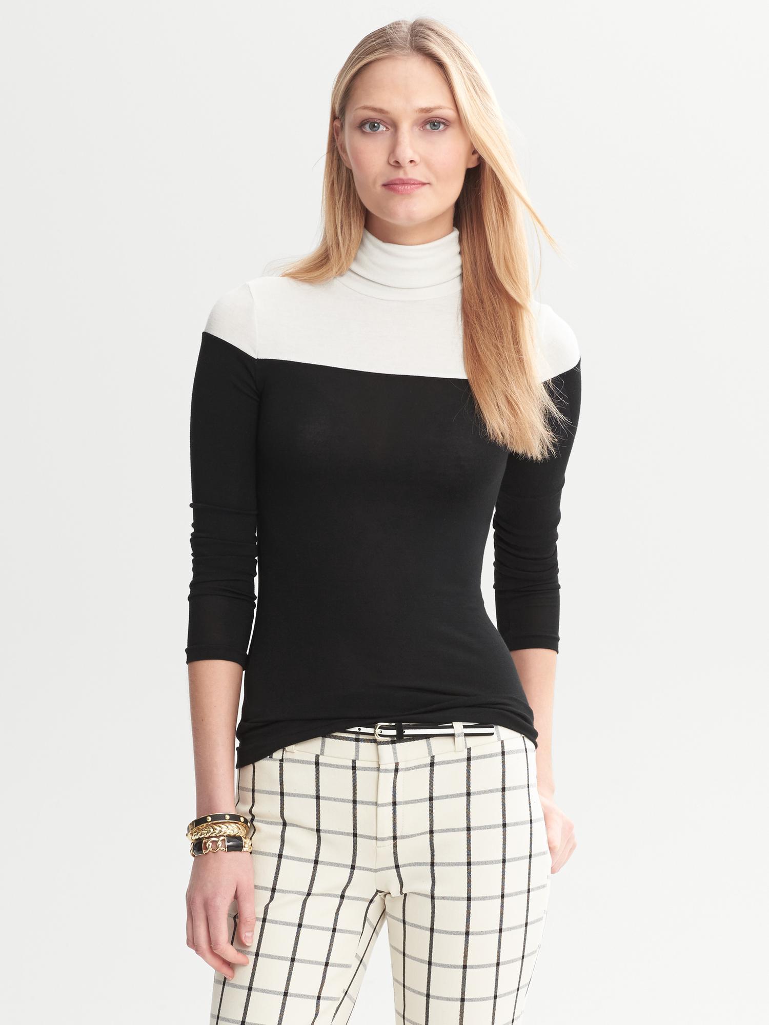 Colorblock Turtleneck Banana Republic