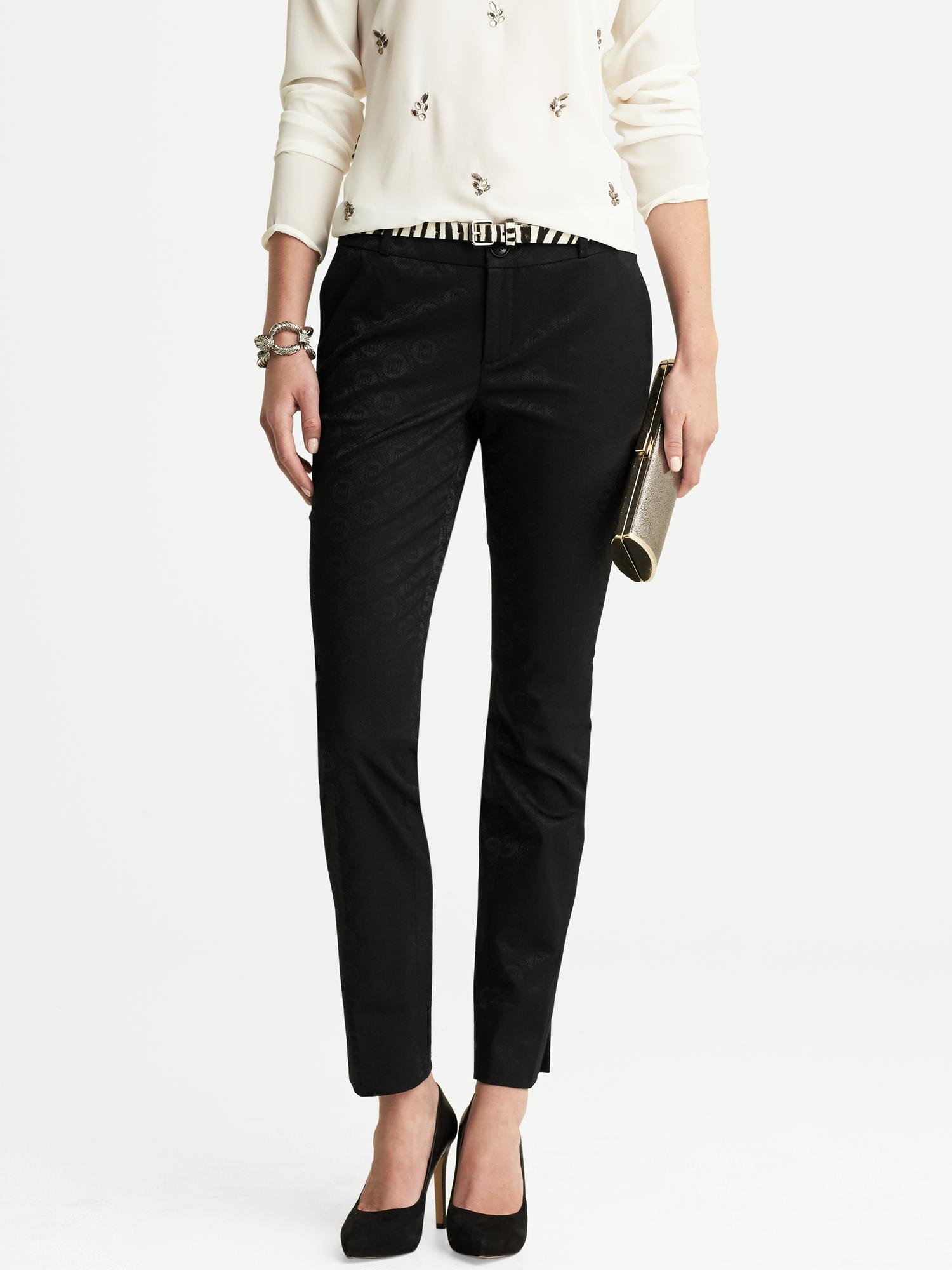 Camden-Fit Medallion Ankle Pant