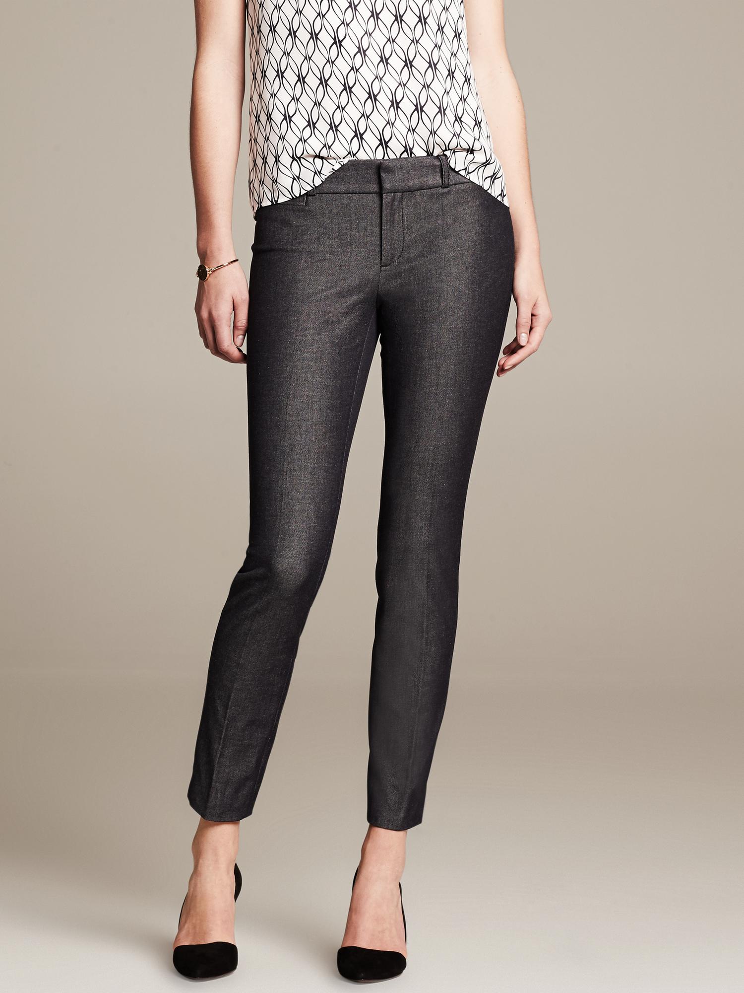 Sloan-Fit Textured Slim Ankle Pant