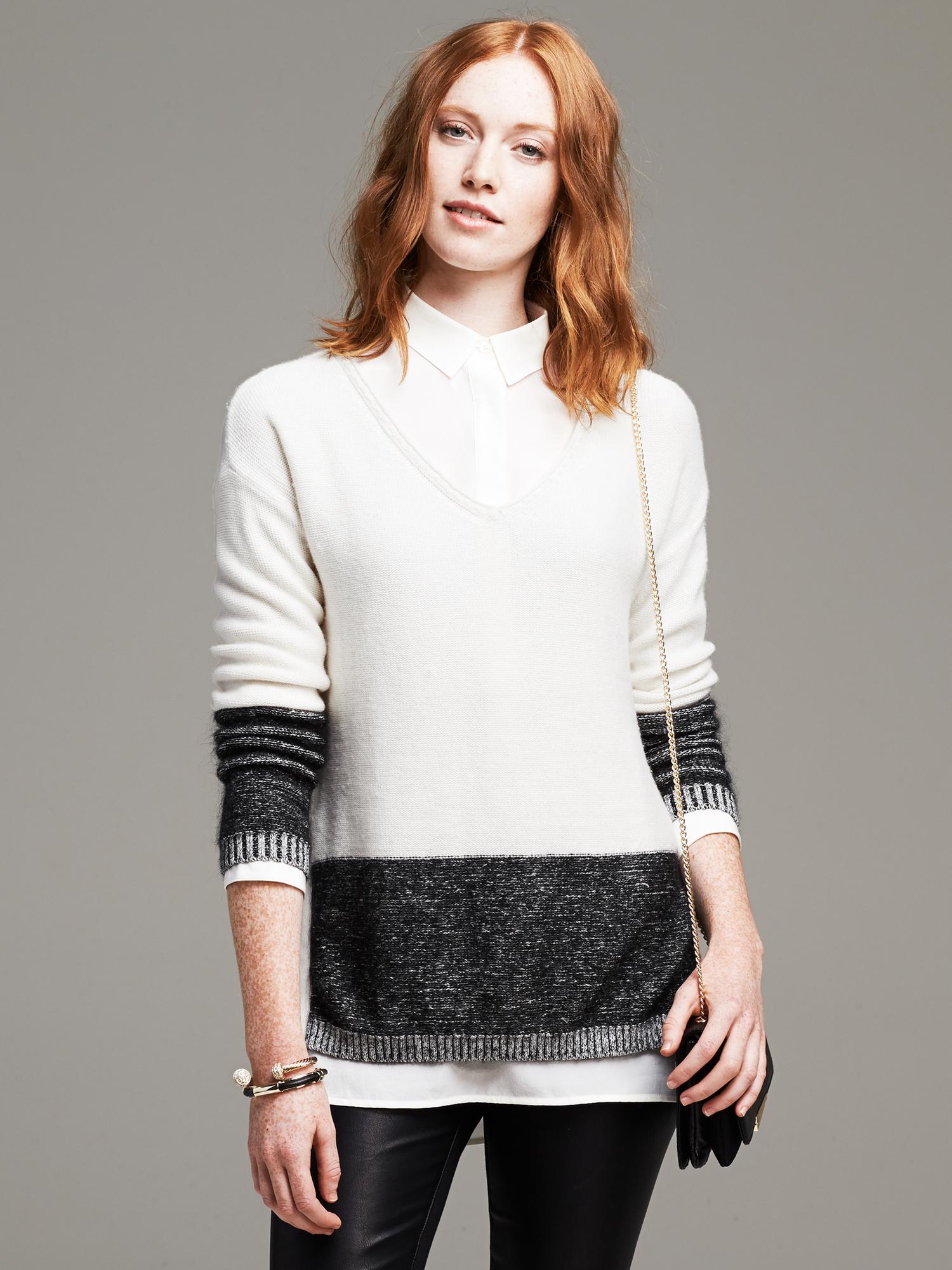 Marled Colorblock Vee Pullover Banana Republic