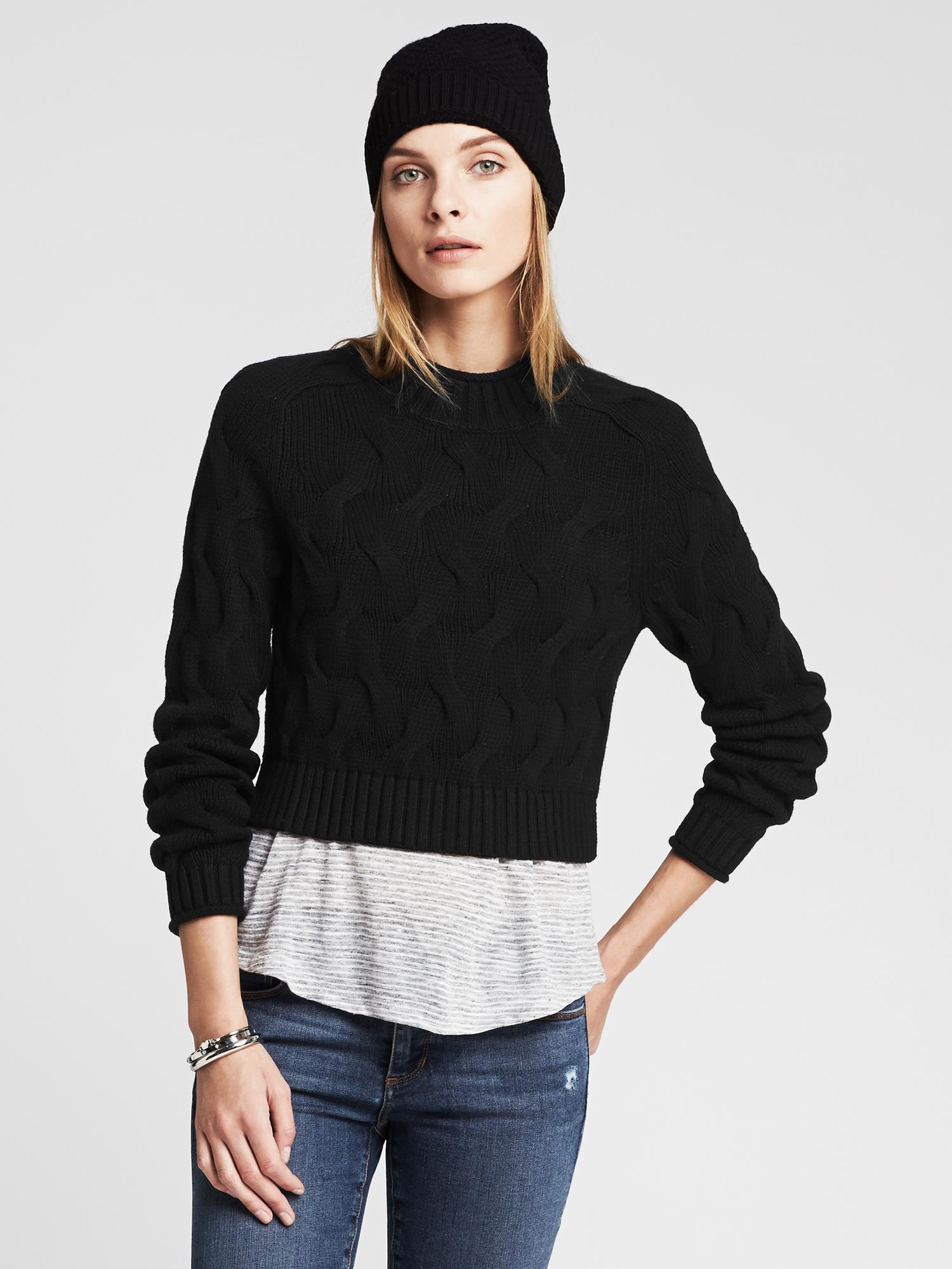 Cable-Knit Cropped Pullover