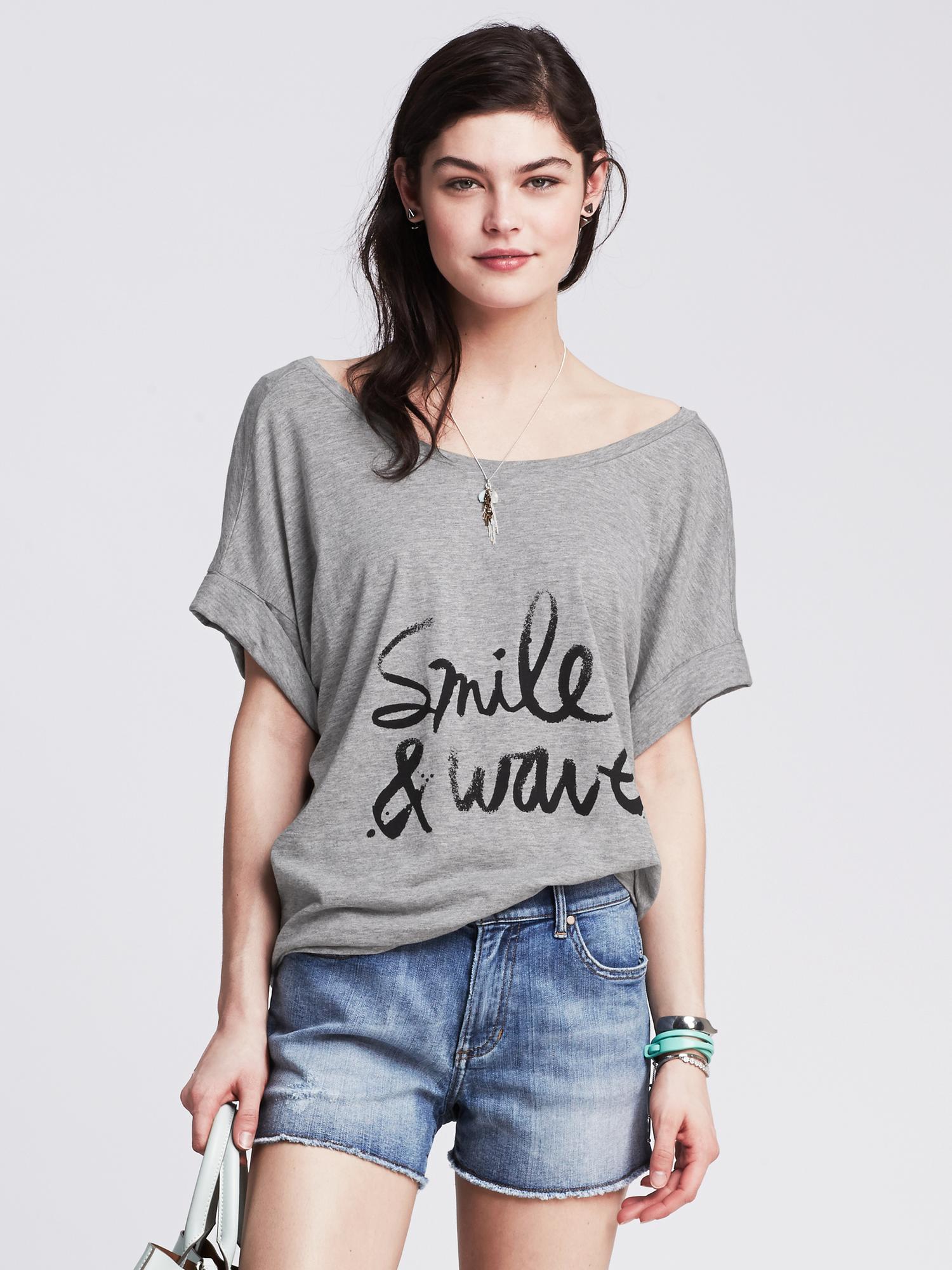 "Smile & Wave" Graphic Tee