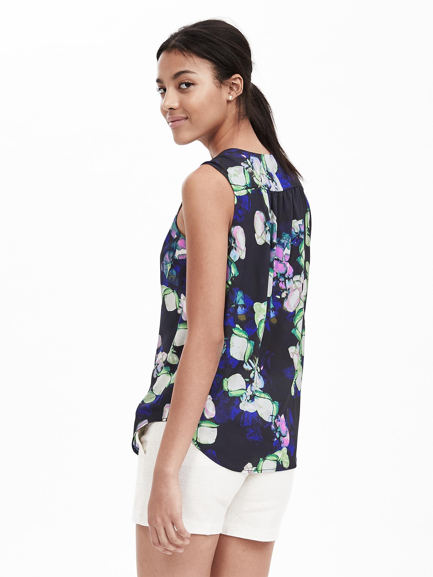 Floral Sleeveless Tie Blouse