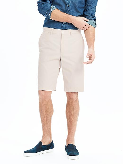 Banana Republic Mens Emerson Straight Solid 11" Shorts (Beige)