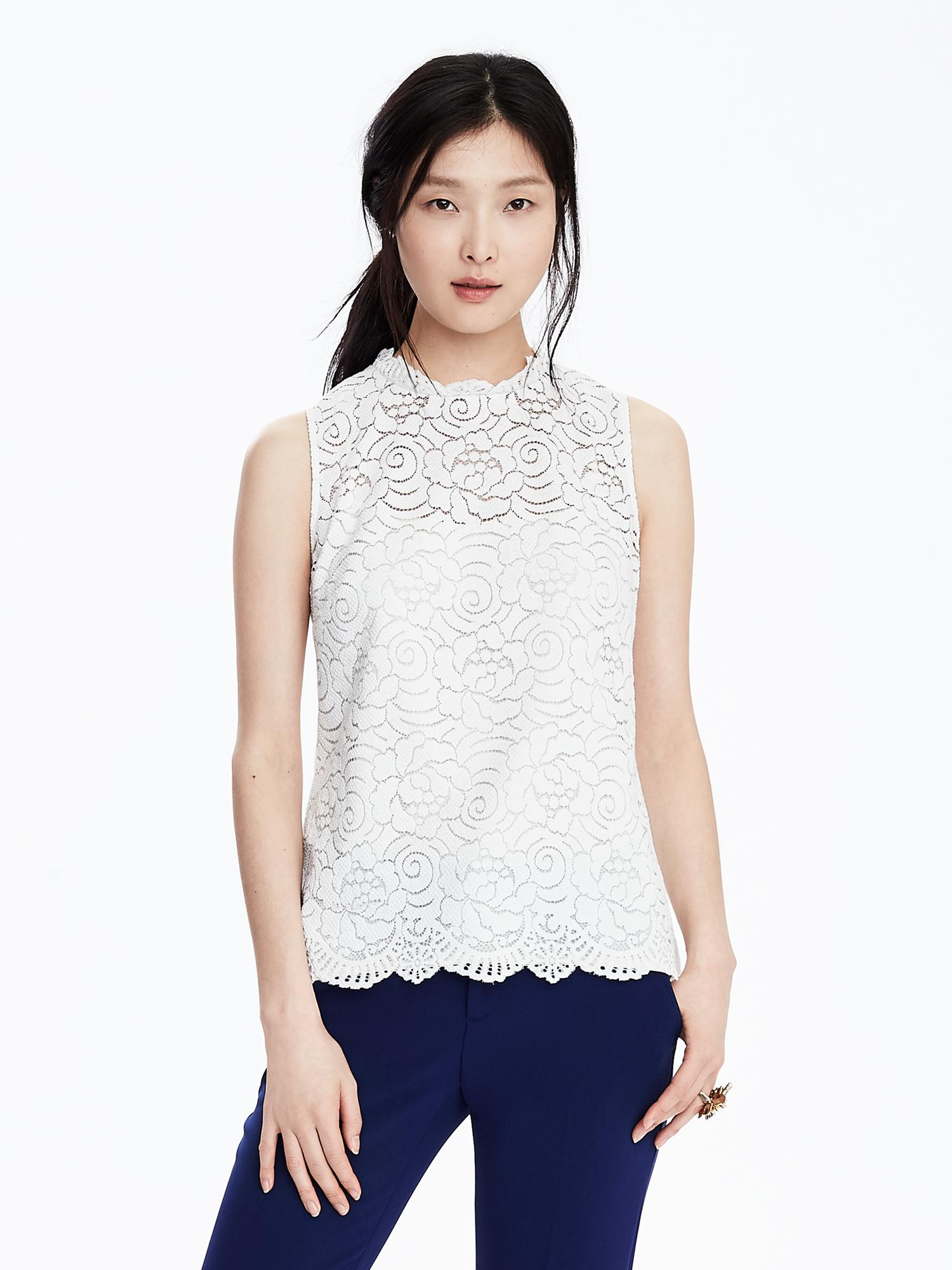 Sleeveless Floral Lace Top