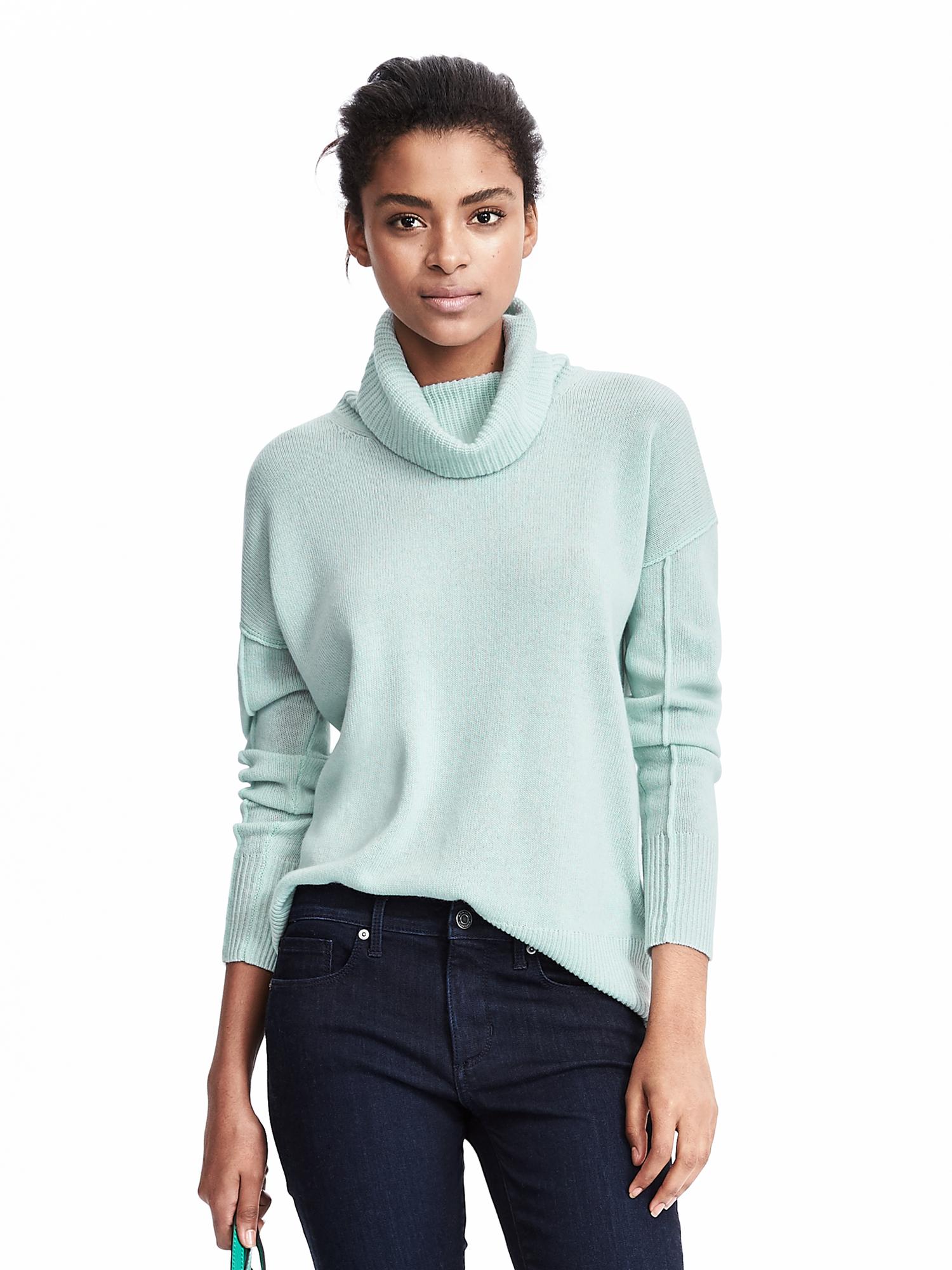 Italian Wool Cashmere Seamed Turtleneck Pullover