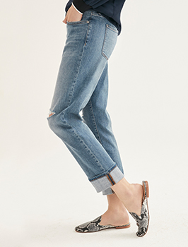 girlfriend jeans bb header background