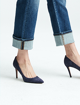 girlfriend jeans bb header hover background