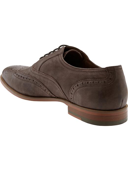 Sawyer wingtip | Banana Republic display picture 3