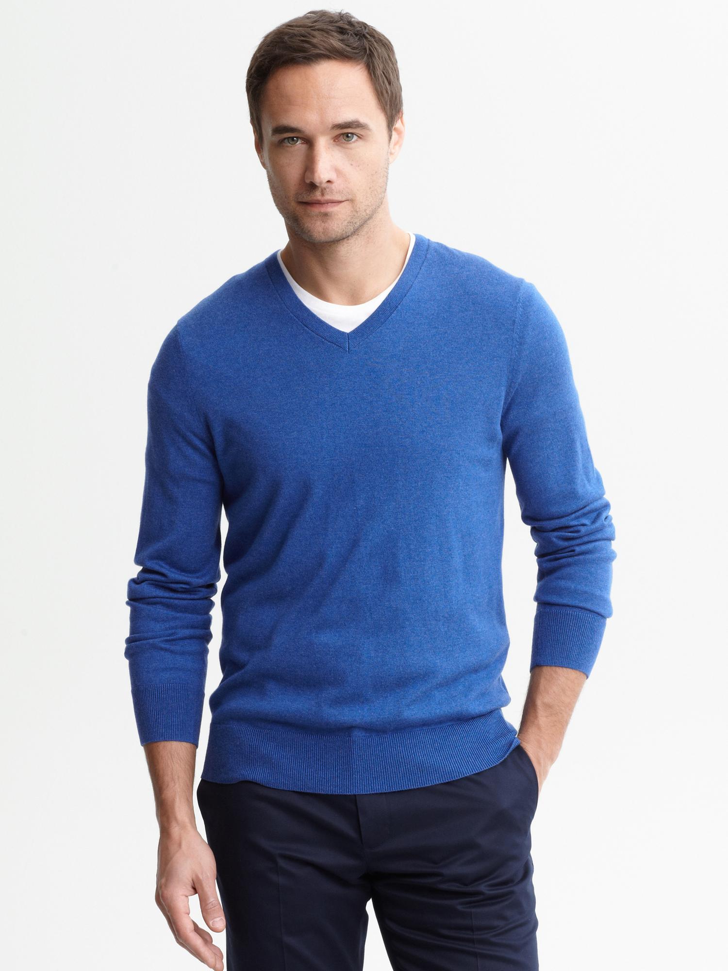 Silk/Cotton/Cashmere V-Neck Sweater | Banana Republic