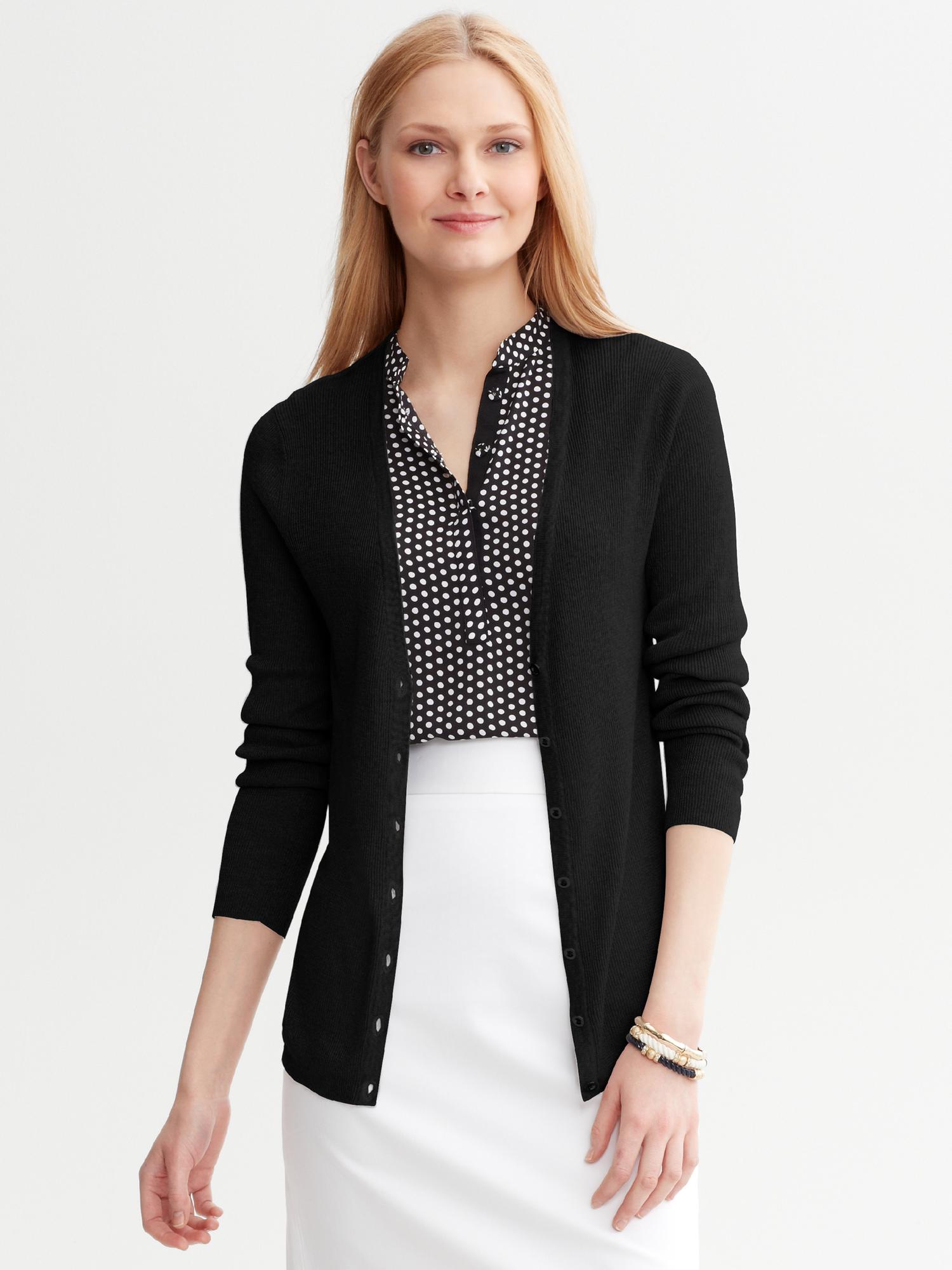 Ribbed Knit V-Neck Cardigan