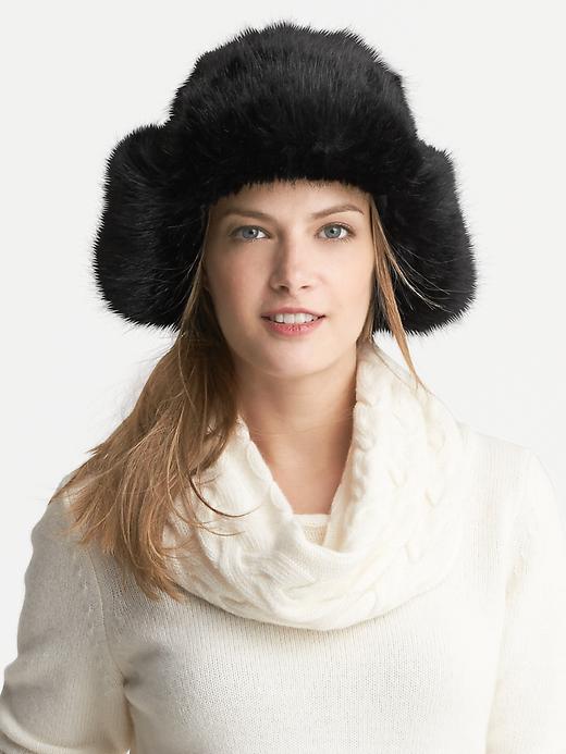 Banana Republic reversible faux fur trapper hat Banana Republic Faux Winter Hat Scarf Set | Mercari main image 4
