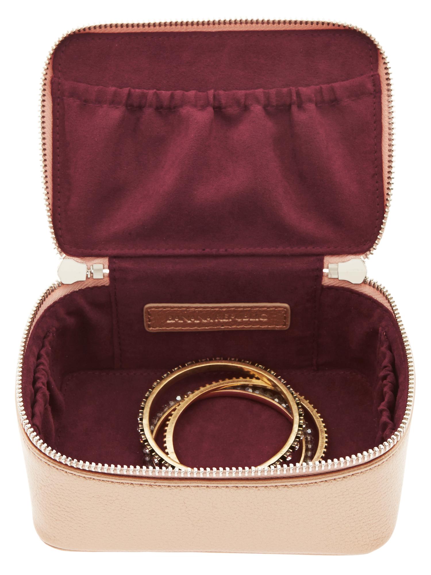 Jewelry Pouch Banana Republic