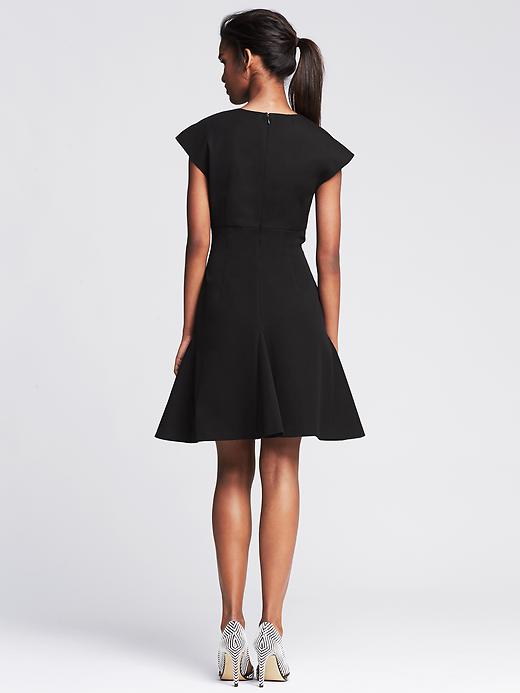 slim fit dress slacks Shop Banana Republic Clothing and Dresses at SilkRoll. Trade with us! main image 0