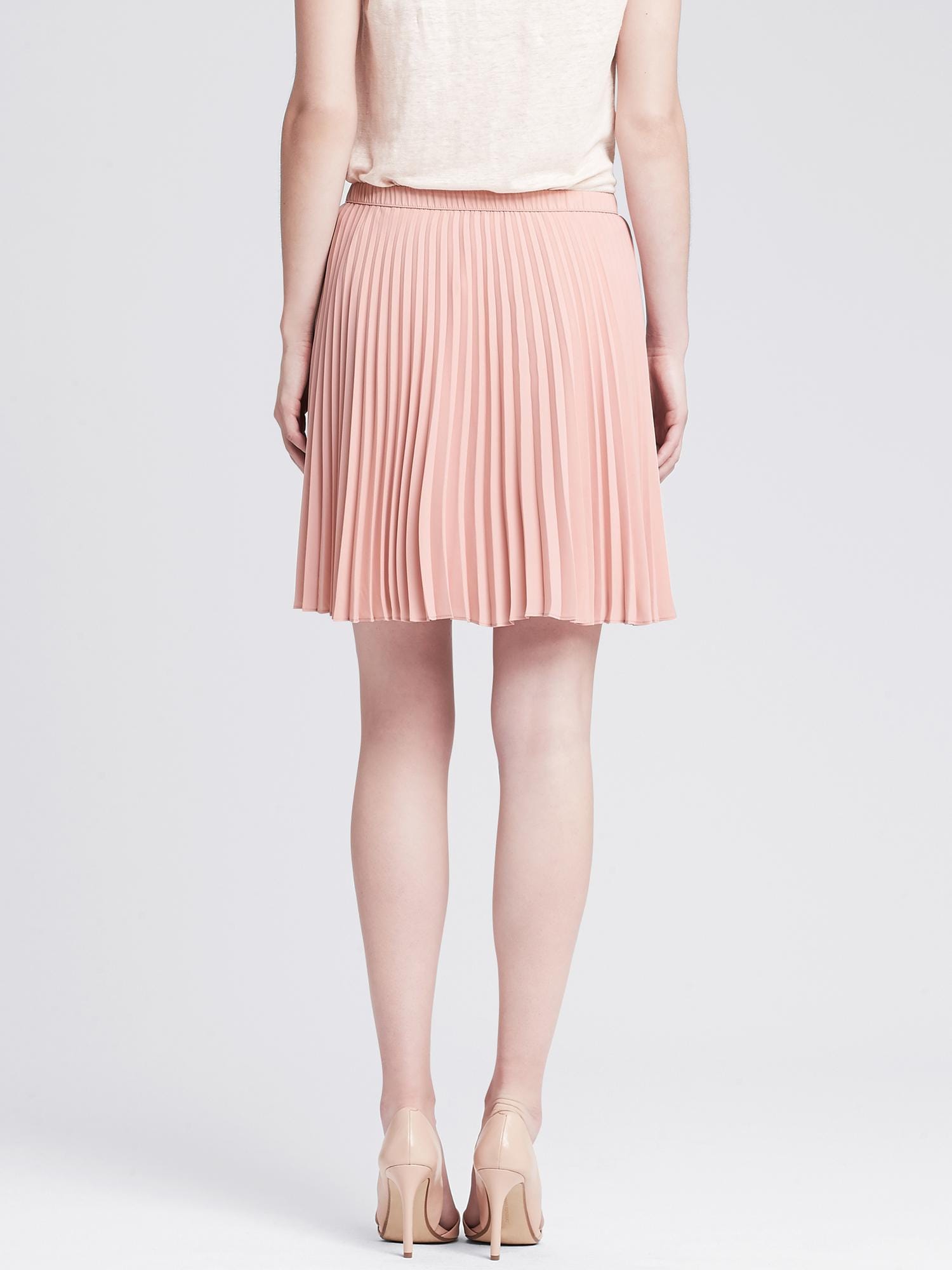 Soft Pleated Skirt