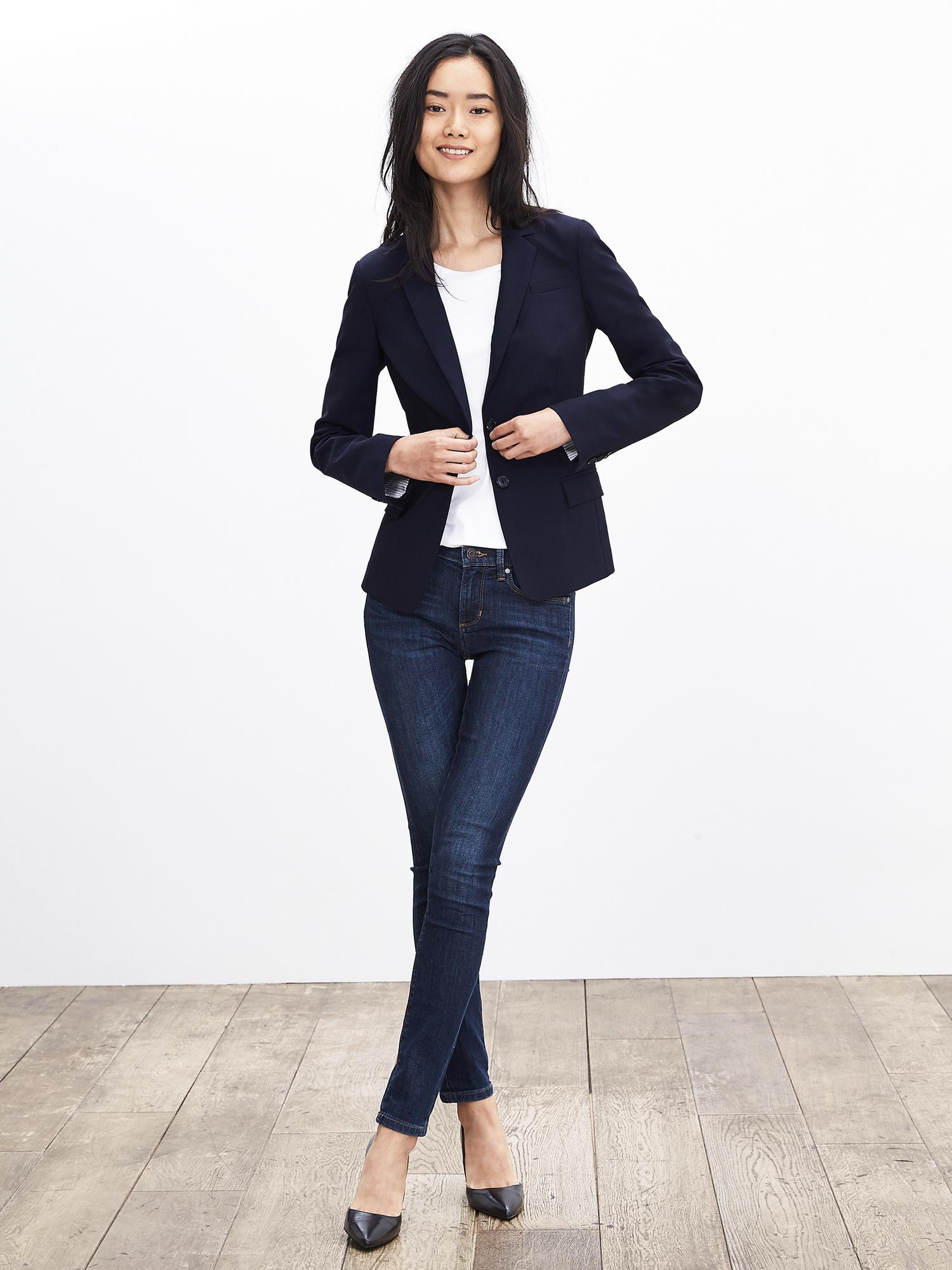 Navy Lightweight Wool Two-Button Suit Blazer