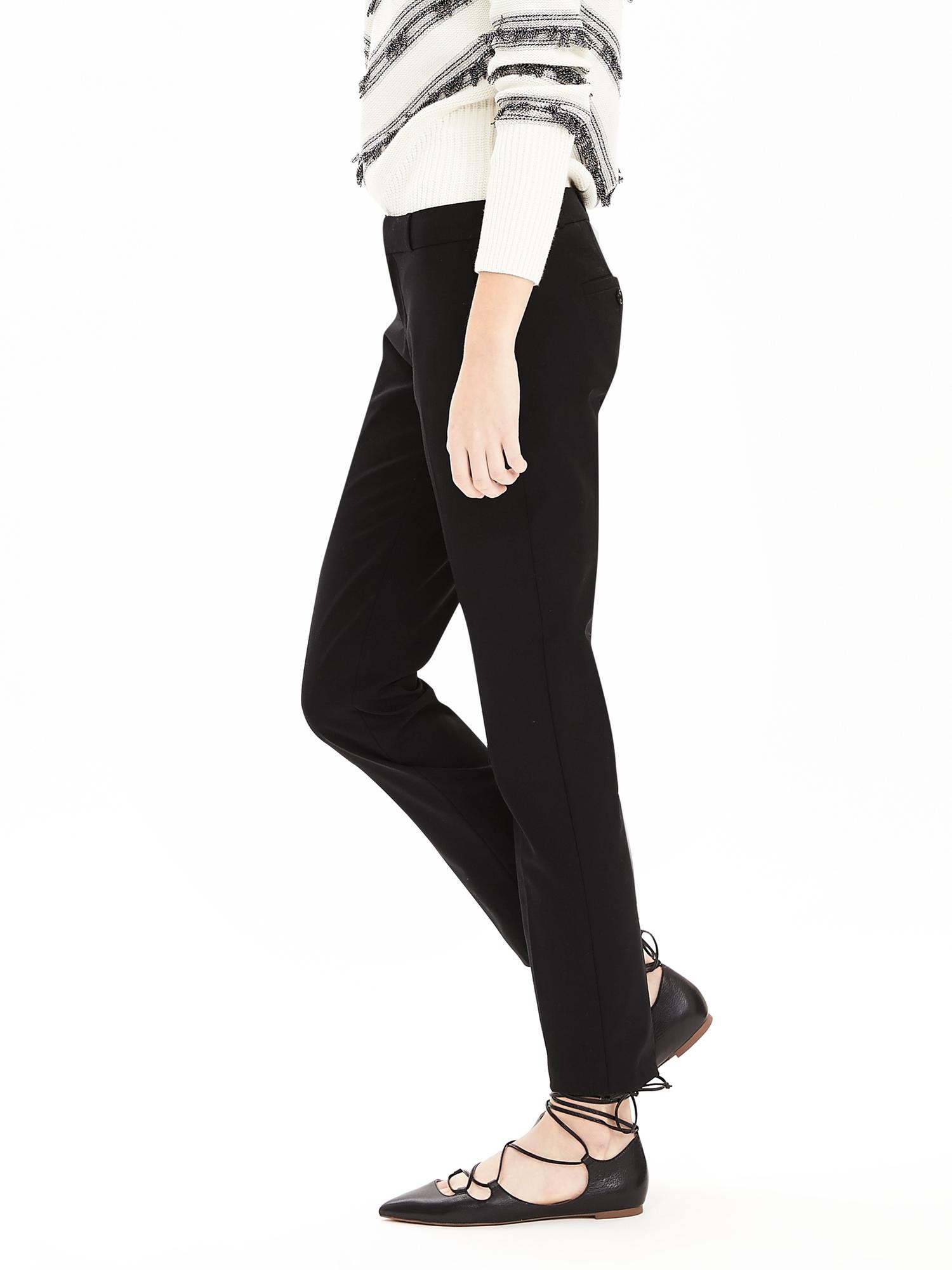 Petite Avery Straight-Fit Lightweight Wool Ankle Pant | Banana Republic