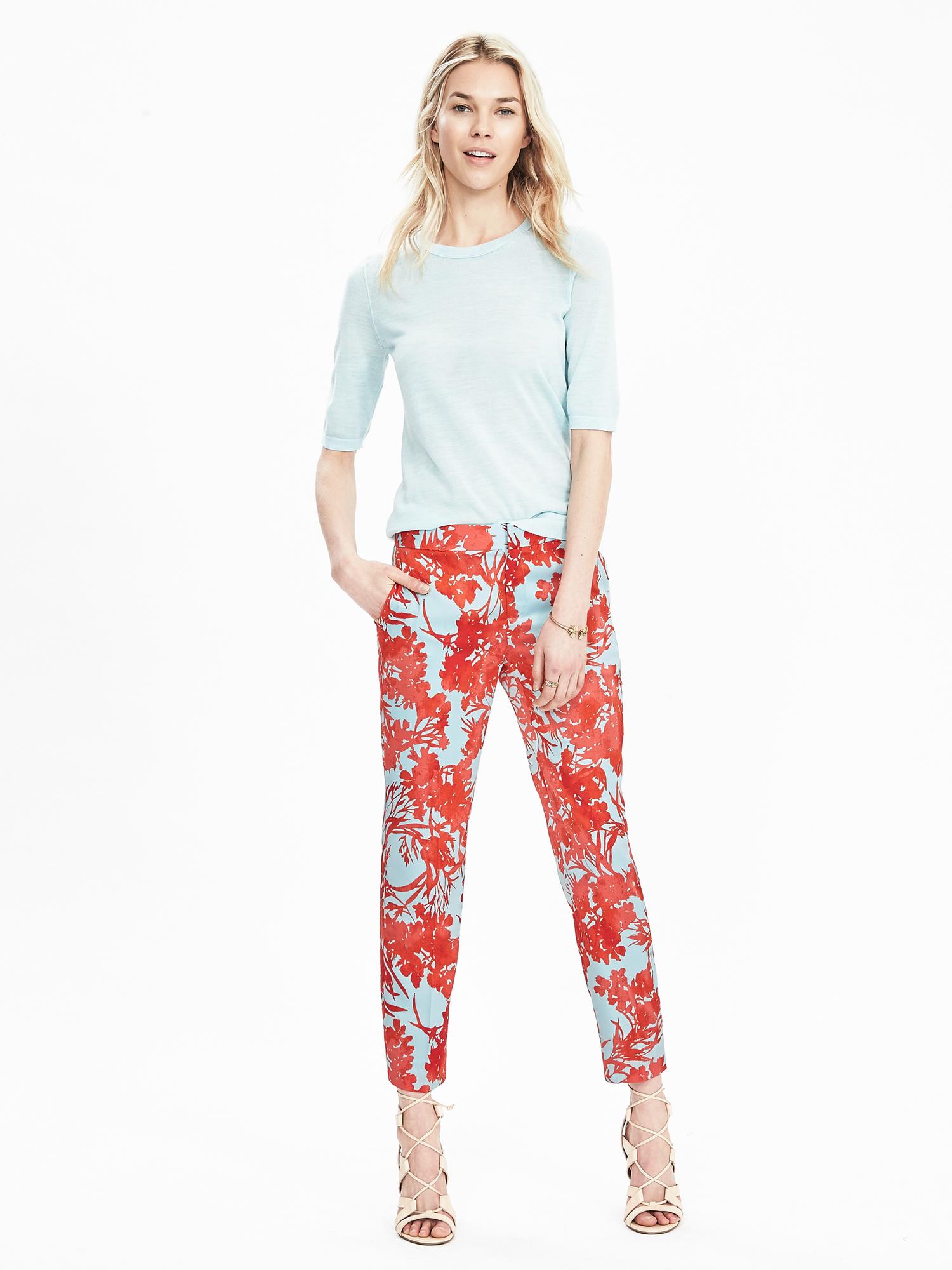 Avery-Fit Floral Crop