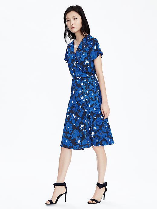 strapless open back dress Pleated Sleeve Cuff Dress – Happy Vibes main image 1