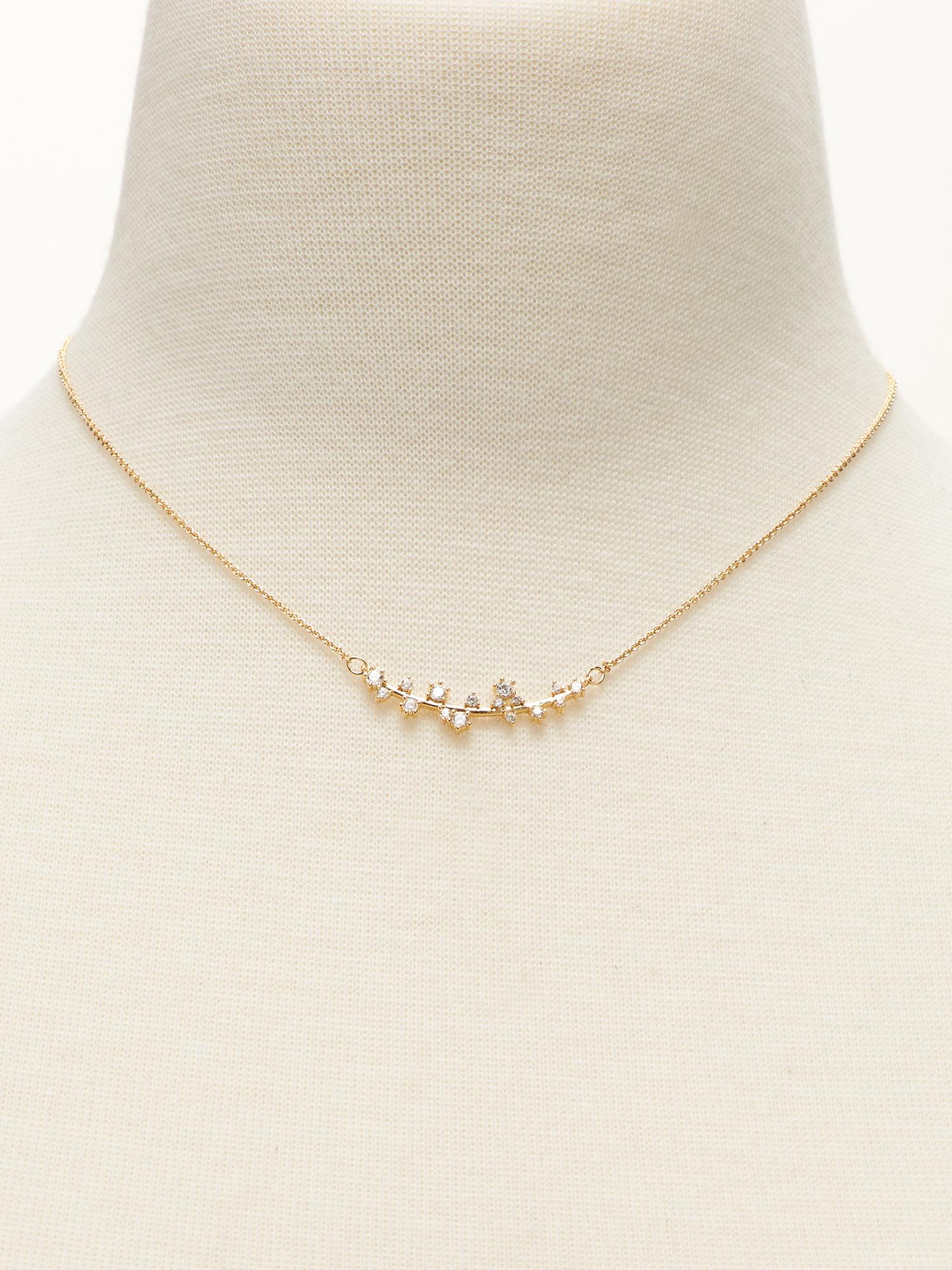 Delicate Cluster Pendant Necklace