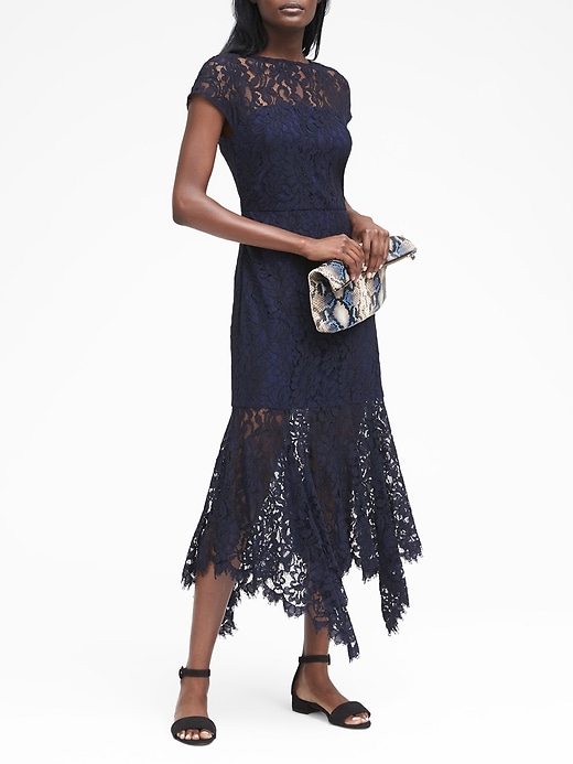 Petite Lace Trumpet Midi Dress