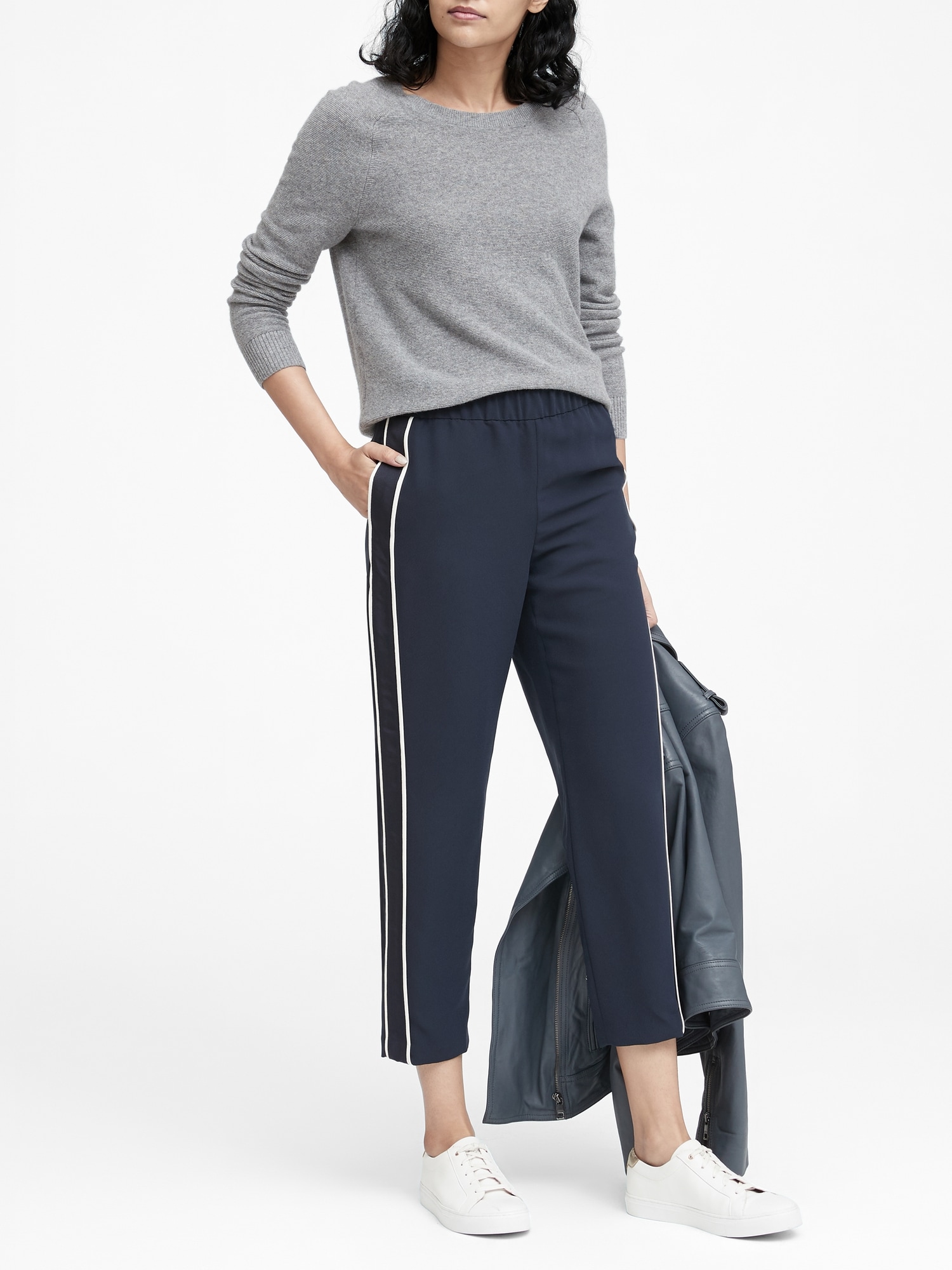 Hayden Tapered-Fit Side-Stripe Ankle Pant | Banana Republic
