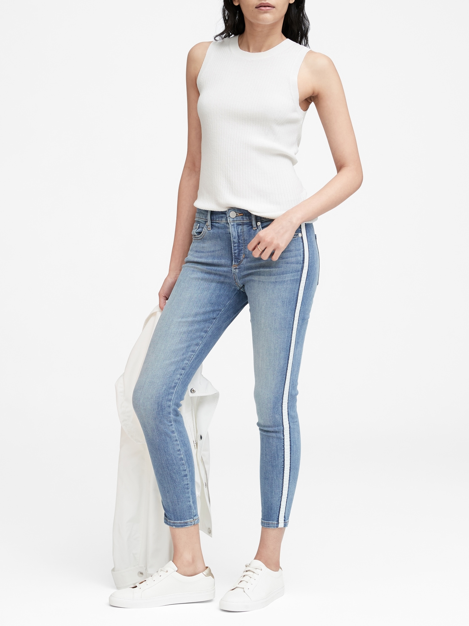 Mid-Rise Skinny Crop Jean