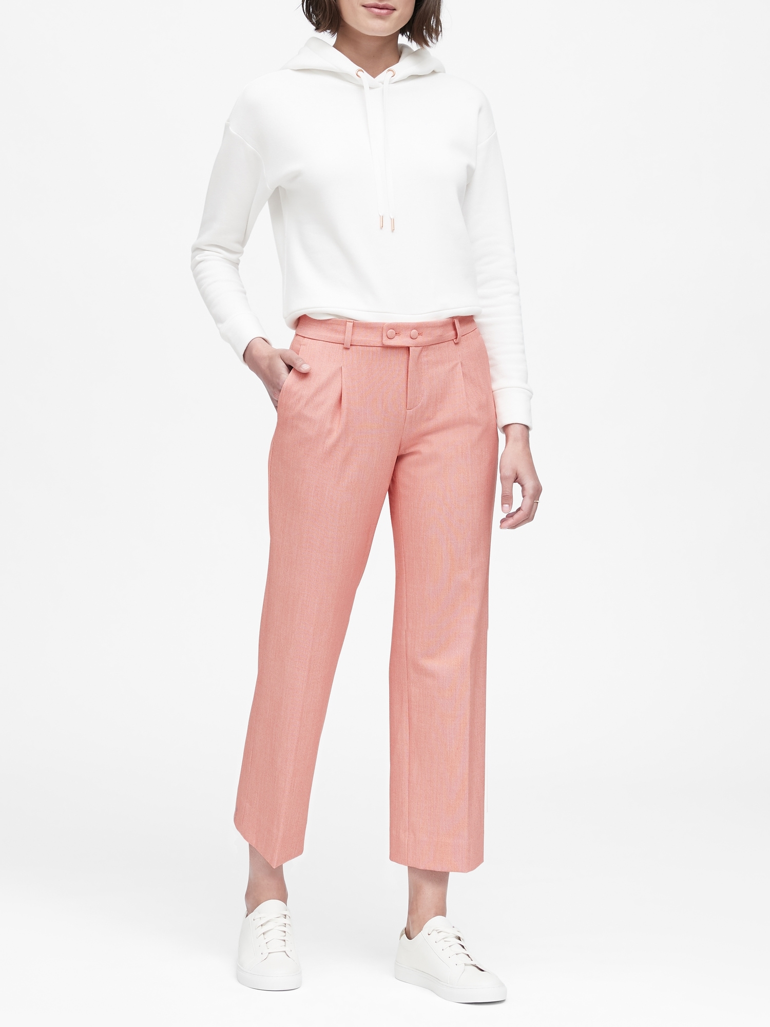 Logan Trouser-Fit Pleated Cropped Pant