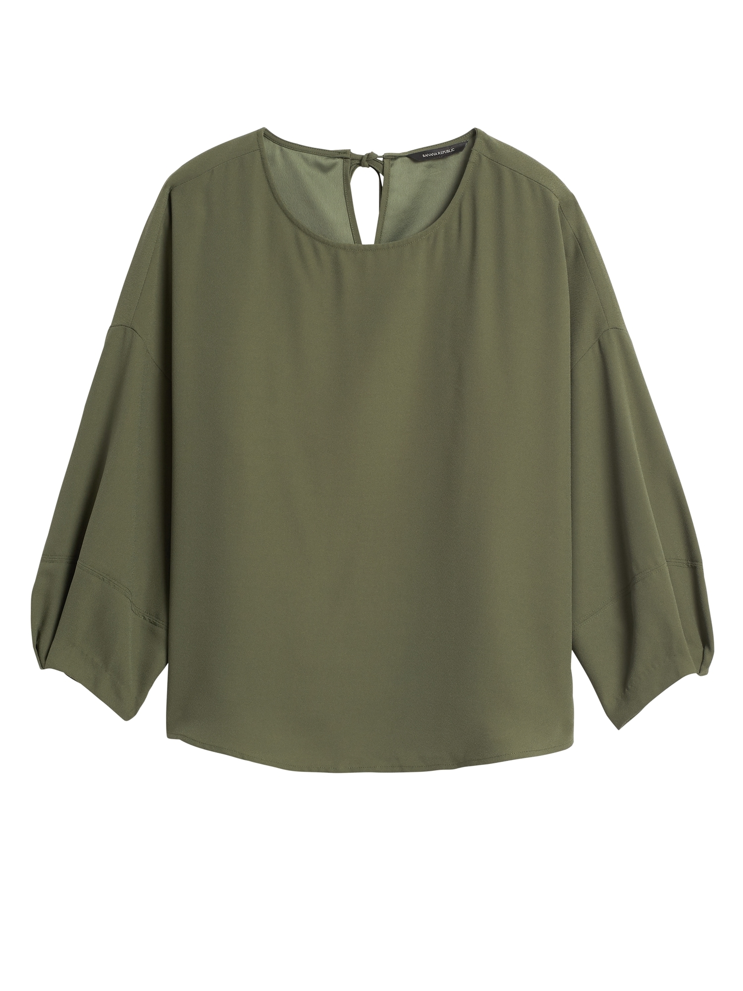 JAPAN EXCLUSIVE Oversized Blouse