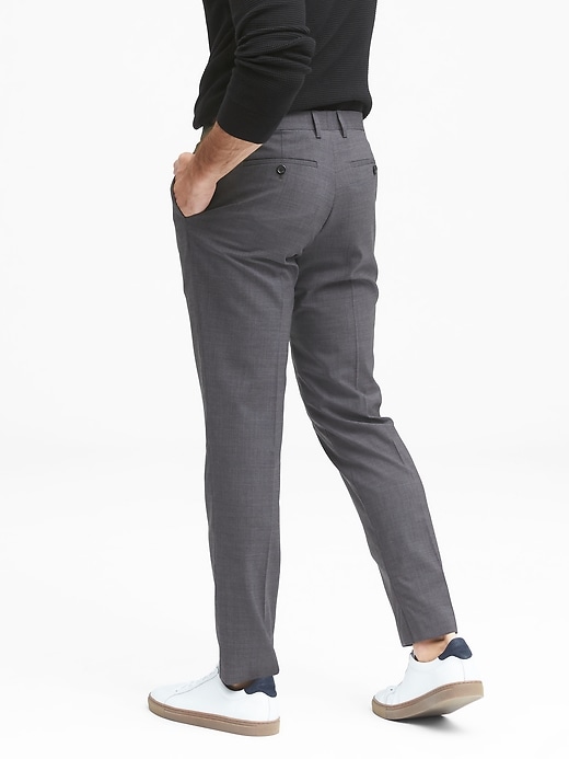 do suit trousers stretch