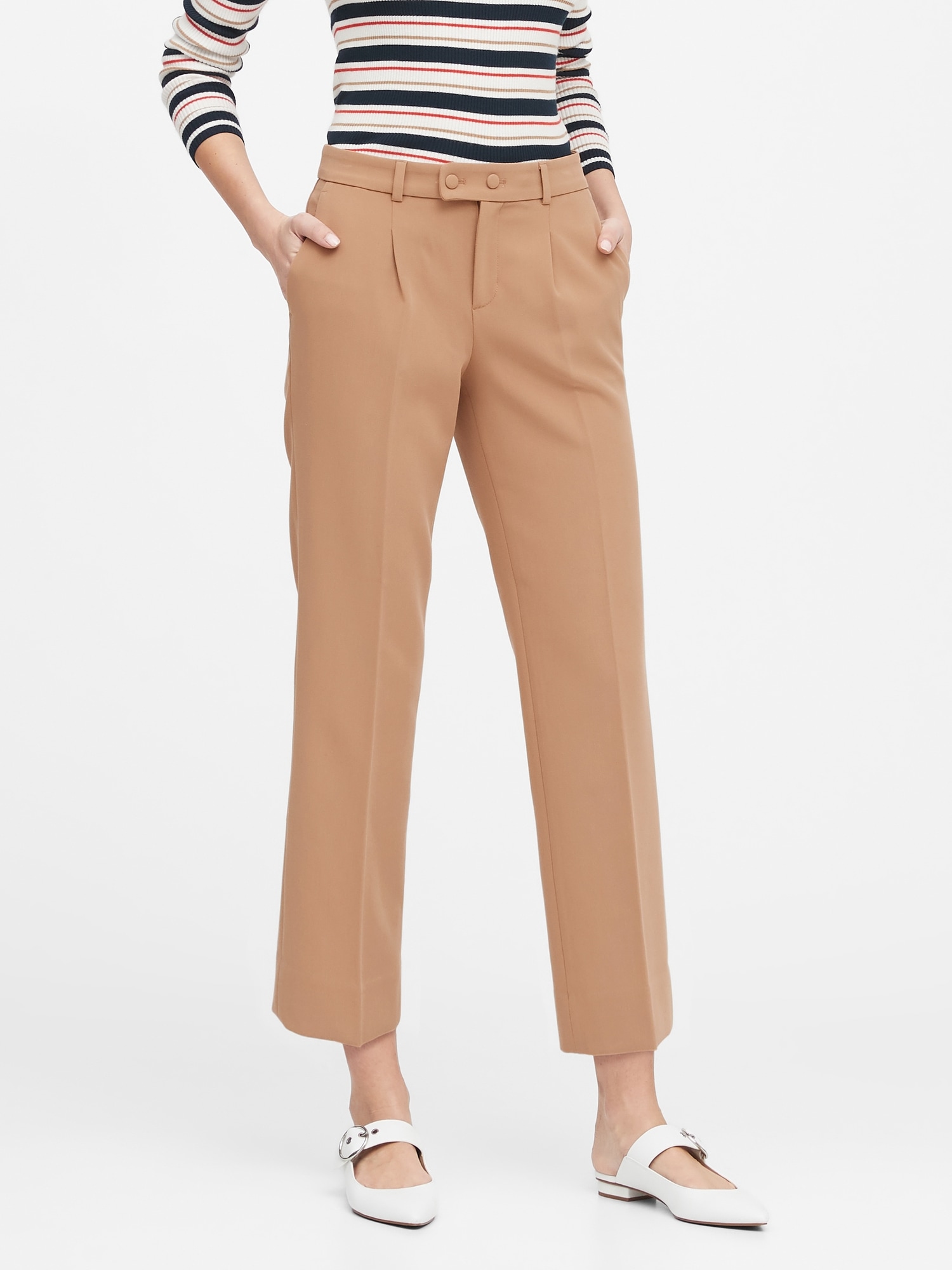 Logan Trouser-Fit Pleated Cropped Pants