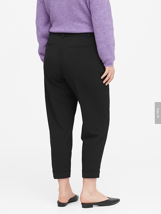 Image number 5 showing, High-Rise Tapered Cropped Pant