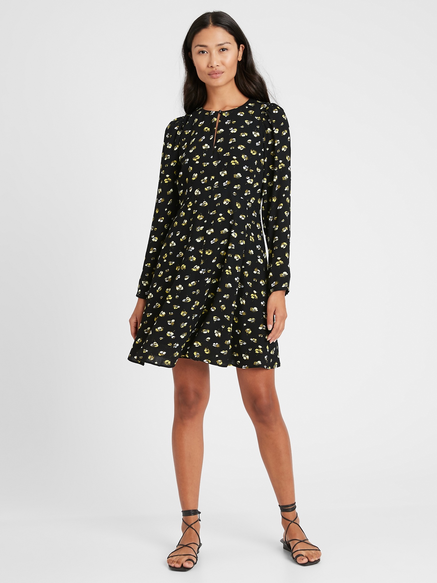 Mini-jupe Banana Republic – Blanc Crème – Taille 14 – Neuf Avec étiquettes