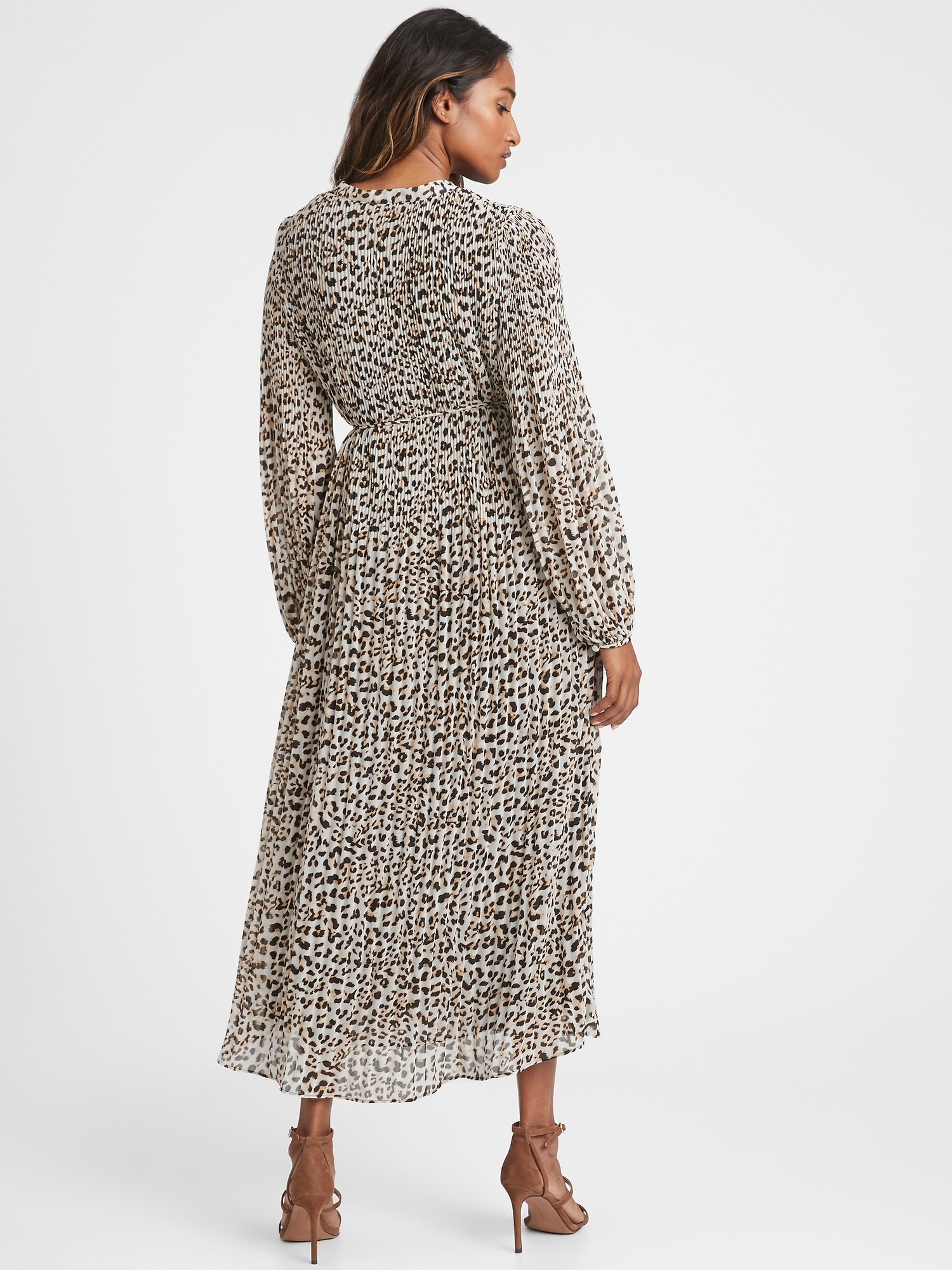banana republic chevron pleated midi dress