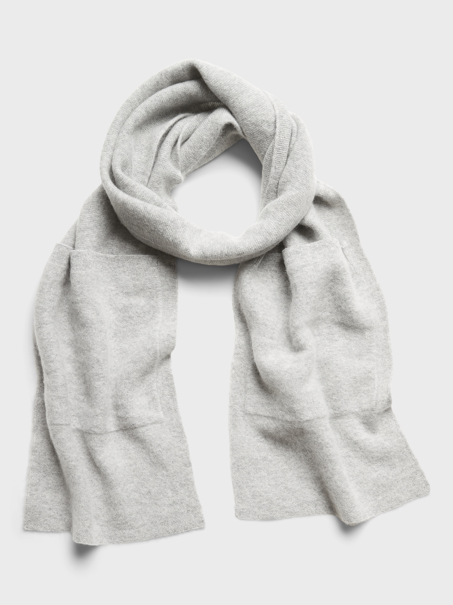 Brushed Cashmere Scarf with Pockets | Banana Republic