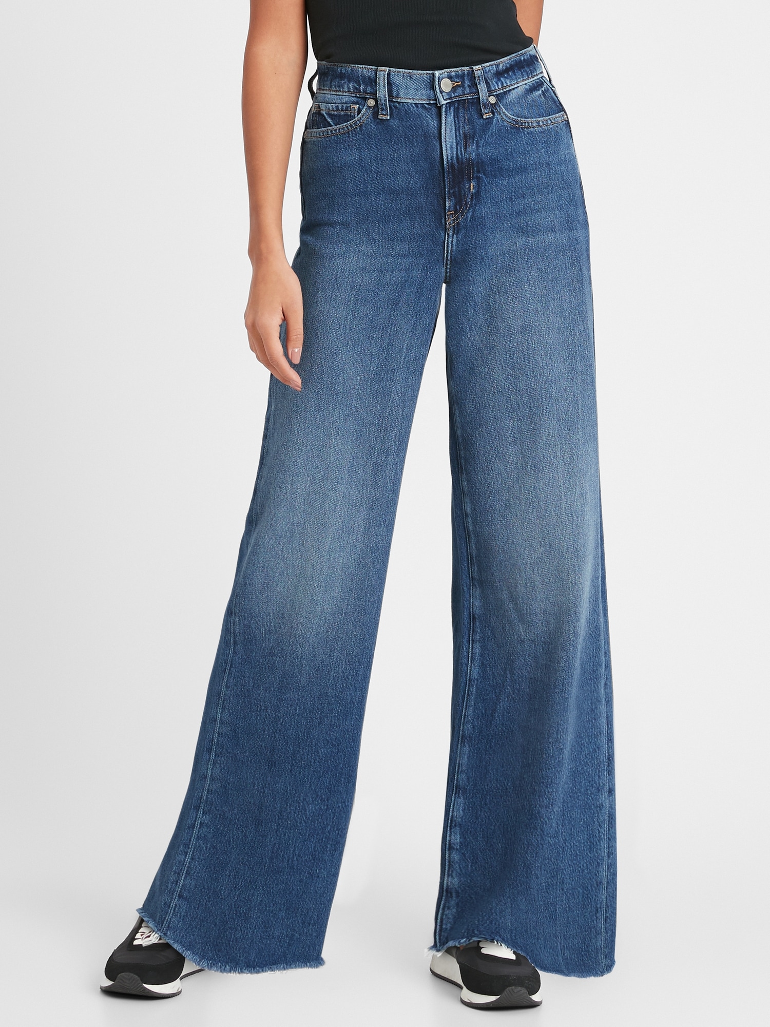 Petite High-Rise Wide-Leg Jean With Raw Hem