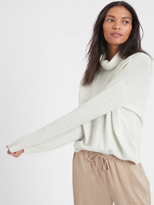 banana republic turtleneck sweater