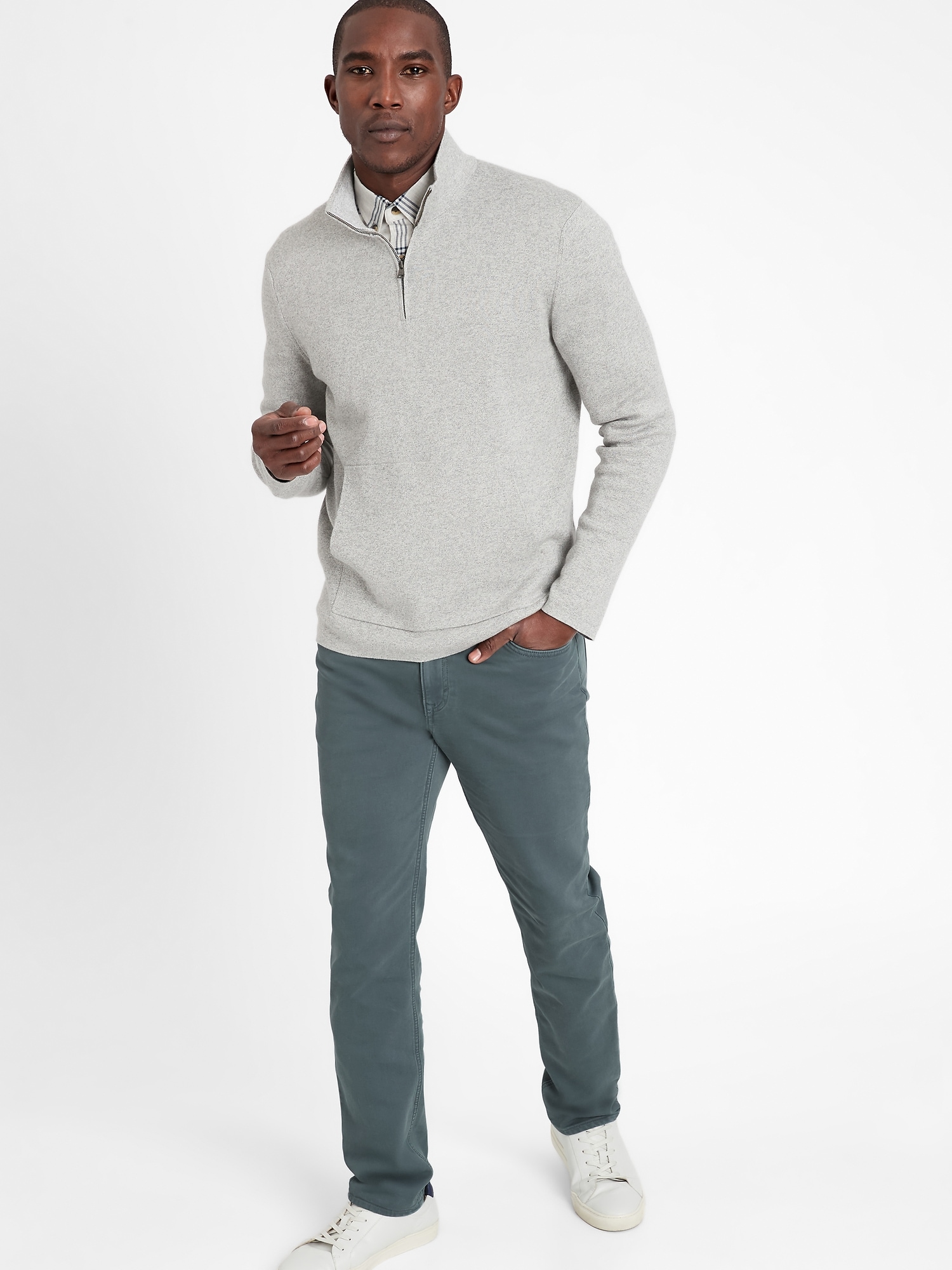 athletic tapered traveler pant